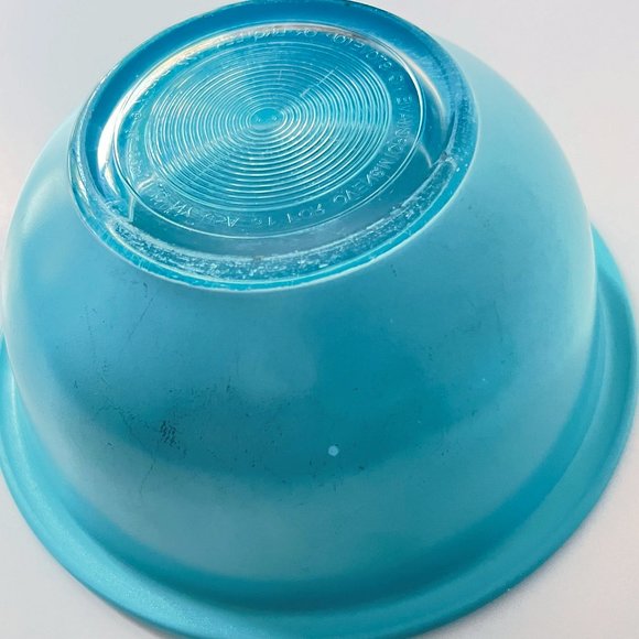 Vintage Pyrex Nesting Mixing Bowls Retro Blue, Set of 2 - Picture 10 of 13